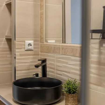 Peaceful 1br 10min Pool & Workspace *
